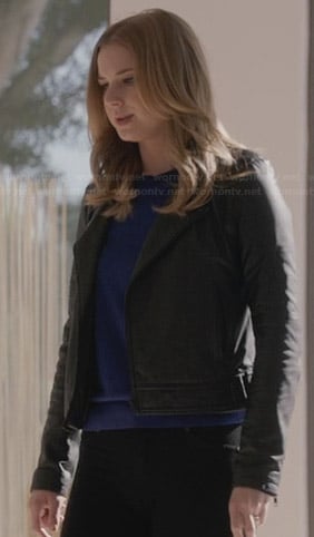 Emily’s black leather jacket on Revenge
