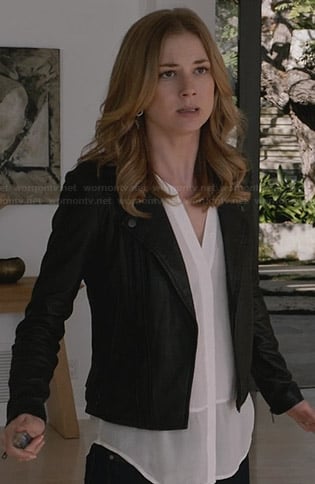 Emily’s sheer white sleeveless top and leather jacket on Revenge