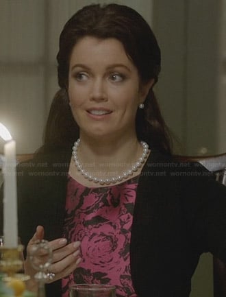 Mellie’s pink and black floral dress on Scandal