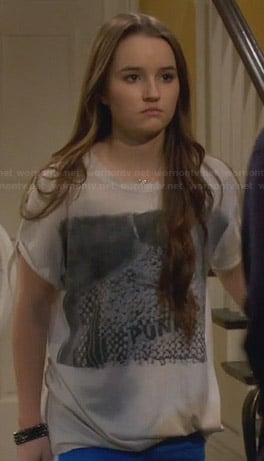 Eve’s “punk” tee on Last Man Standing