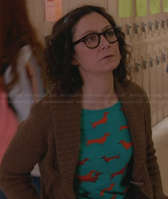 Irene’s green dachshund tee on Bad Teacher