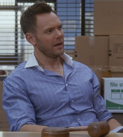 Jeff’s blue striped shirt with white collar on Community