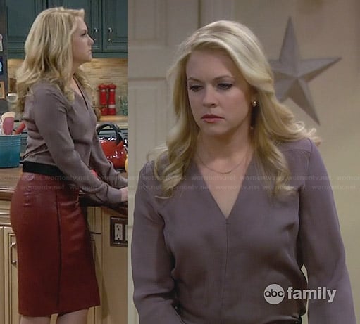 Mel’s grey v-neck blouse and red leather skirt on Melissa and Joey