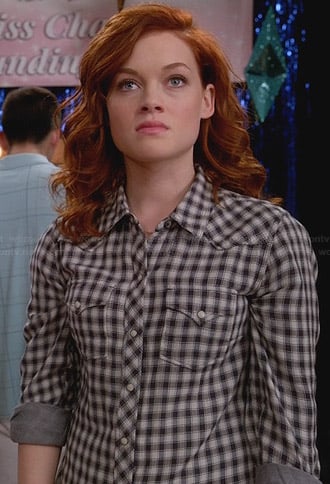 Tessa’s black and white checked shirt on Suburgatory
