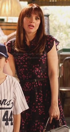 Vivian’s blue and pink floral dress on Hart of Dixie
