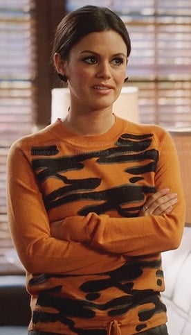 Zoe’s orange scribble front sweater on Hart of Dixie