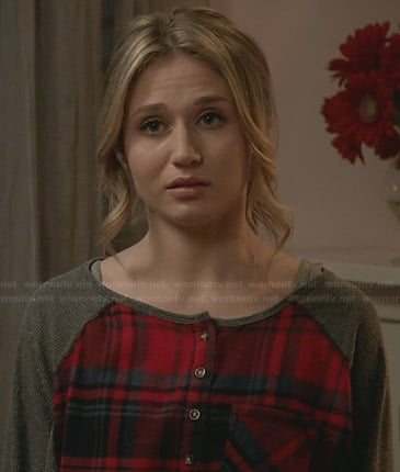 Amy’s red plaid henley top with grey sleeves on Faking It