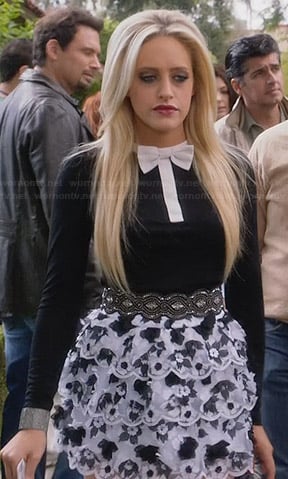Dalia’s black and white bow tie top and tiered skirt on Suburgatory