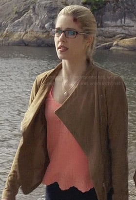 Felicity’s coral top and tan suede jacket on Arrow