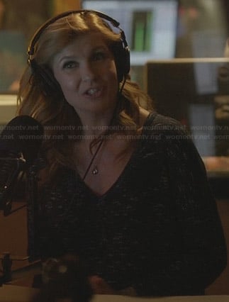 Rayna’s navy space dye sweater on Nashville