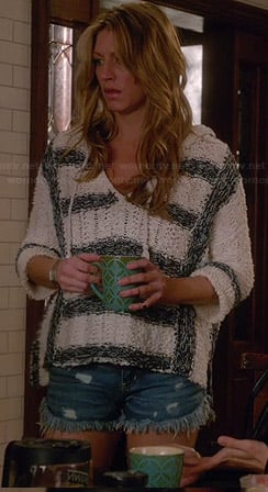 Josslyn’s white and blue striped hoodie and denim shorts on Mistresses