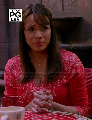 Rosie’s red and white printed tee on Devious Maids