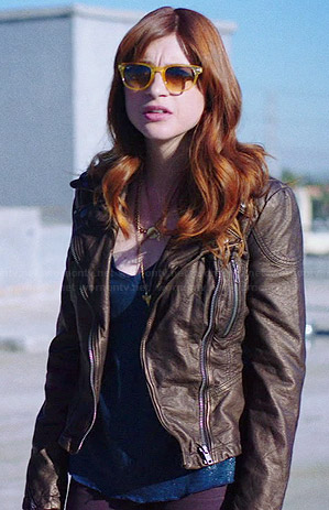 Gretchen’s metallic bronze leather jacket and yellow sunglasses on You’re the Worst