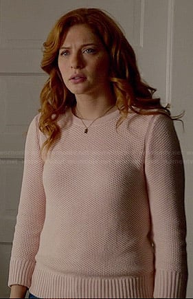 Julia’s pink waffle knit sweater on Under the Dome