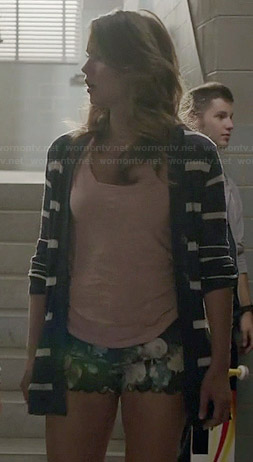 Malia’s blue striped cardigan and floral scalloped shorts on Teen Wolf