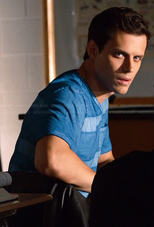 Nick’s blue striped tee on The Leftovers