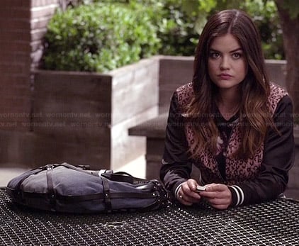 Aria’s pink leopard bomber jacket and blue strappy bag on Pretty Little Liars