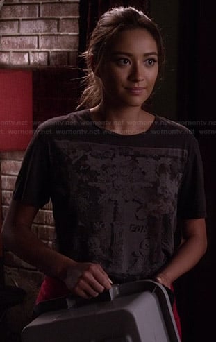 Emily’s black graphic tee on Pretty Little Liars