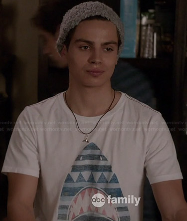 Jesus’s striped shark graphic tee on The Fosters