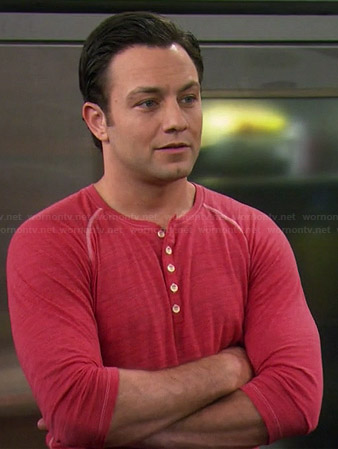 Josh’s red henley tee with contrast stitching on Young and Hungry