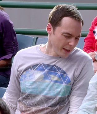 Sheldon’s triangle earth graphic tee on The Big Bang Theory