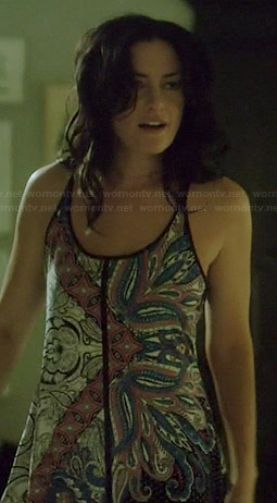 Wendy’s paisley printed chemise on Witches of East End