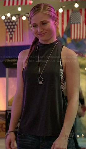 Amy’s black mock neck tank top on Faking It