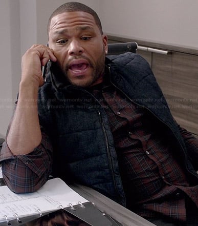 Andre’s brown plaid shirt on Black-ish