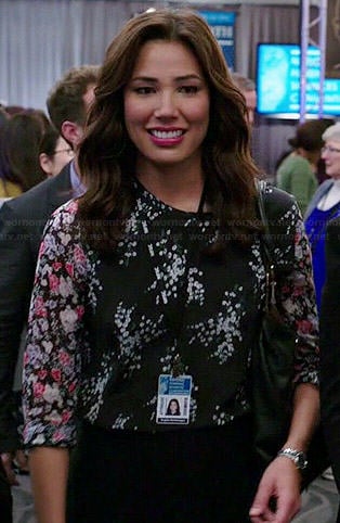 Angela’s mixed floral print blouse on Bones