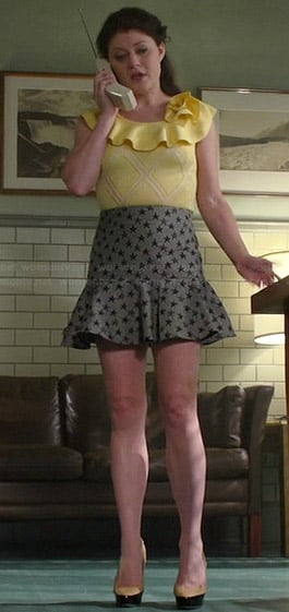 Belle’s yellow ruffle top and star print skirt on Once Upon a Time