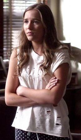 Maddie’s white distressed tee on Nashville