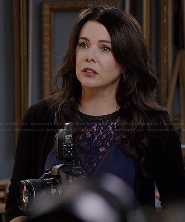 Sarah’s blue triangle lace inset top on Parenthood