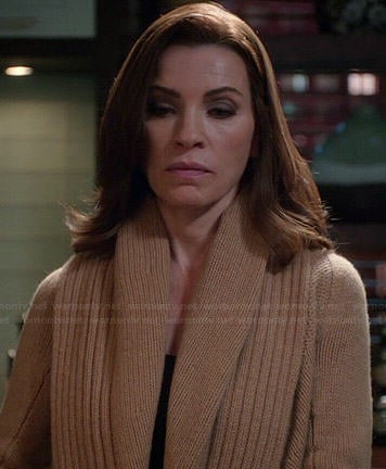 Alicia’s beige ribbed shawl collar cardigan on The Good Wife