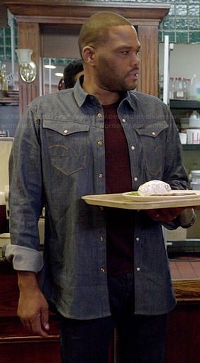 Andre’s denim shirt on Black-ish