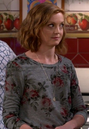 Debbie’s grey rose print sweater on The Millers