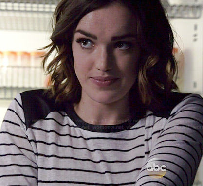Jemma’s striped top with leather shoulders on Agents OF SHIELD