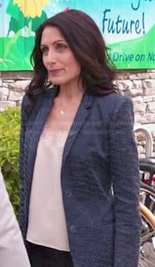 Abby’s cream lace trim cami and blue snake textured blazer on Girlfriends Guide to Divorce