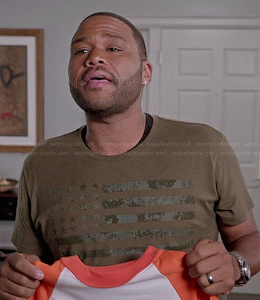 Andre’s green flag tee on Black-ish