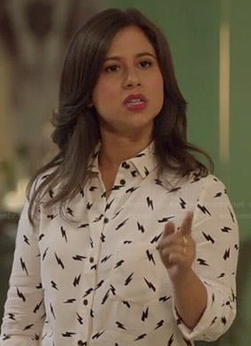 Chloe’s lightning bolt print shirt on Manhattan Love Story