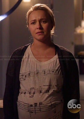 Juliette’s music notes printed t-shirt on Nashville