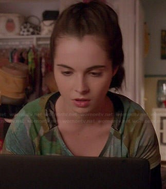 Bay’s camo tee on Switched at Birth