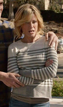 Claire’s grey striped sweater on Modern Family
