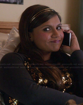 Mindy’s gold houndstooth sweater on The Mindy Project