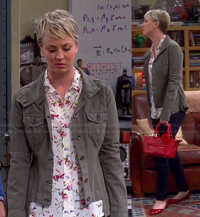 Penny’s white floral shirt, green jacket and red bag on The Big Bang Theory