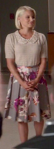 Quinn’s grey floral skirt and embellished collar top on Glee