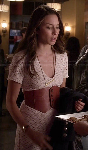 Spencer’s white eyelet midi dress and wide leather belt on Pretty Little Liars