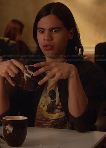 Cisco’s duck t-shirt on The Flash