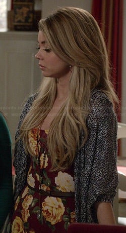 Haley’s burgundy rose print dress on Modern Family