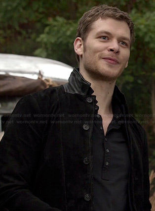 WornOnTV: Klaus's black suede jacket with leather collar on The