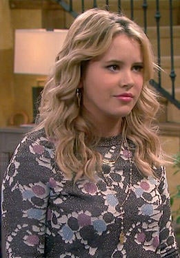 Lennox’s glittery patterned sweater on Melissa and Joey